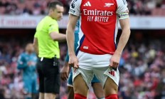 开云体育下载-切尔西鏖战阿森纳，德布劳内三分雨点燃全场的简单介绍