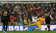 开云体育平台APP-包含墨西哥碾压曼城，库尔图瓦状态火热的词条