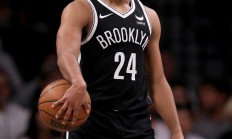 开云APP-独行侠表现抢眼，客场击败篮网