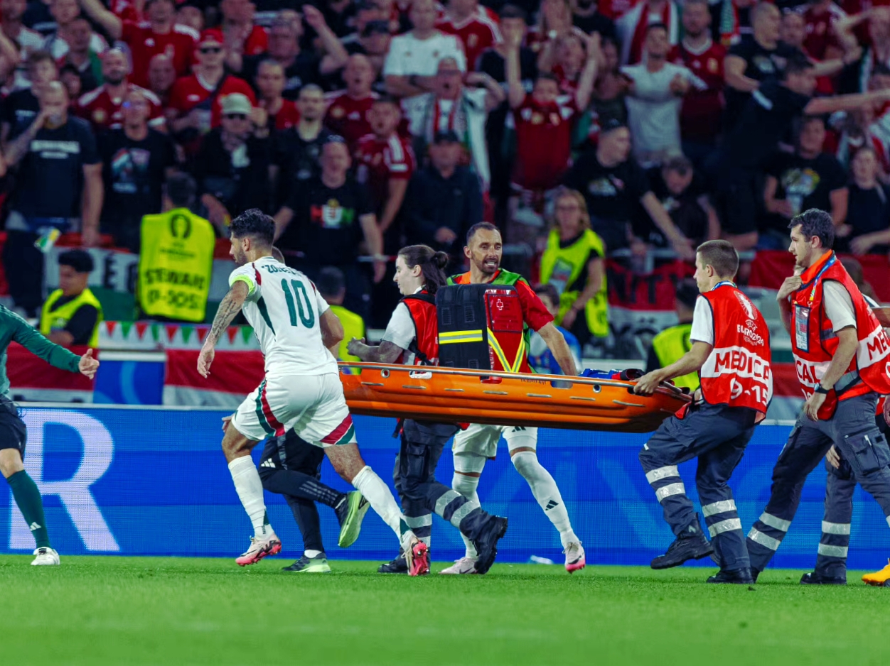 关于卡塔尔队疯狂搏击，欧洲杯赛场上如入无人之境的信息