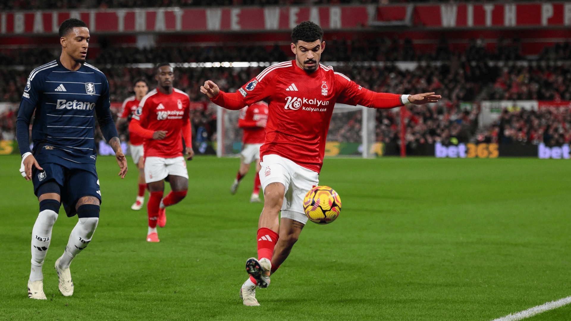 关于阿斯顿维拉主场大胜谢周三，取得三连胜的信息