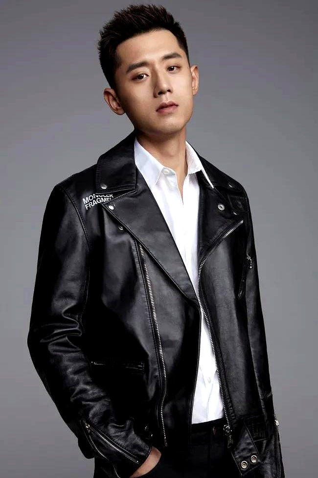 英格兰队鏖战奥地利队，张继科惊艳四座