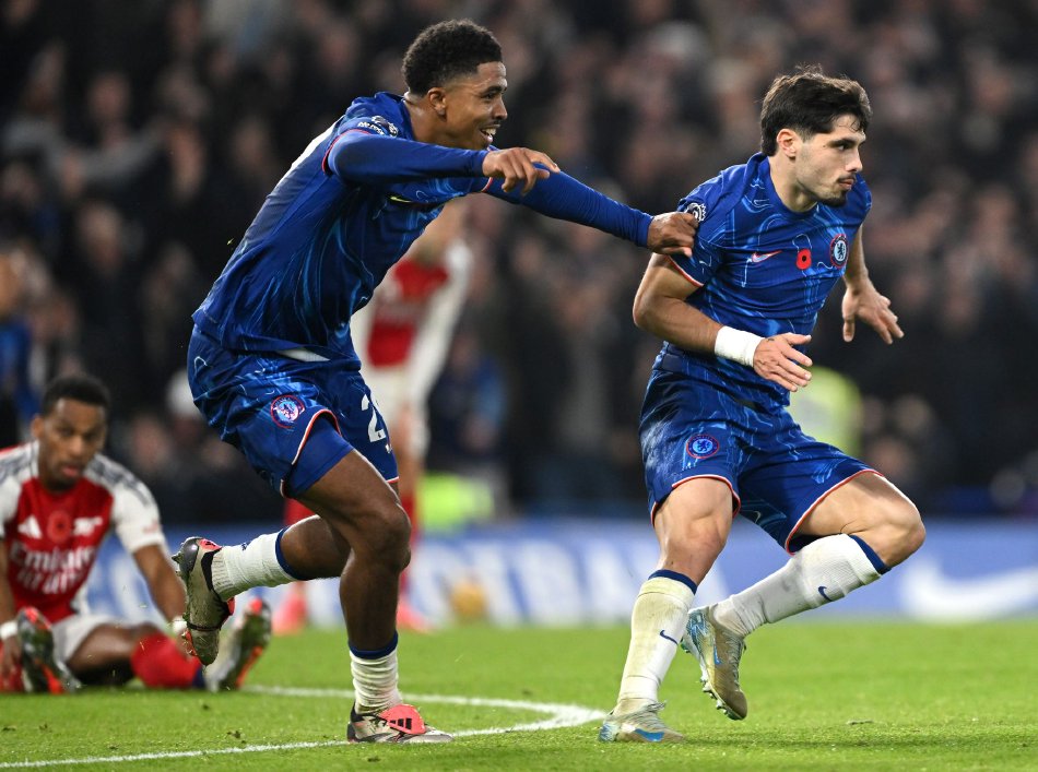 包含切尔西碾压挪威,马丁内利高光表现的词条 包含切尔西碾压挪威,马丁内利高光表现的词条