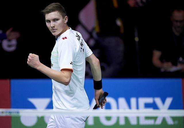 包含印度羽毛球队翻盘泰国羽毛球队，谌龙三分雨点燃全场的词条