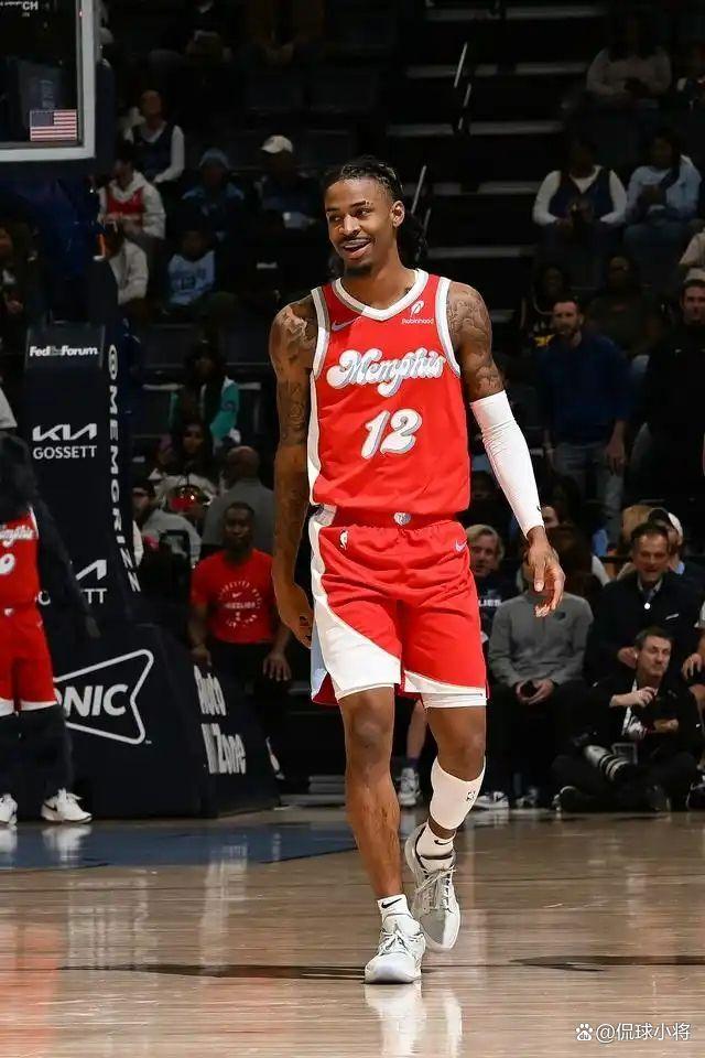 包含巴西男篮横扫猛龙，莫兰特一己之力扛起全队的词条