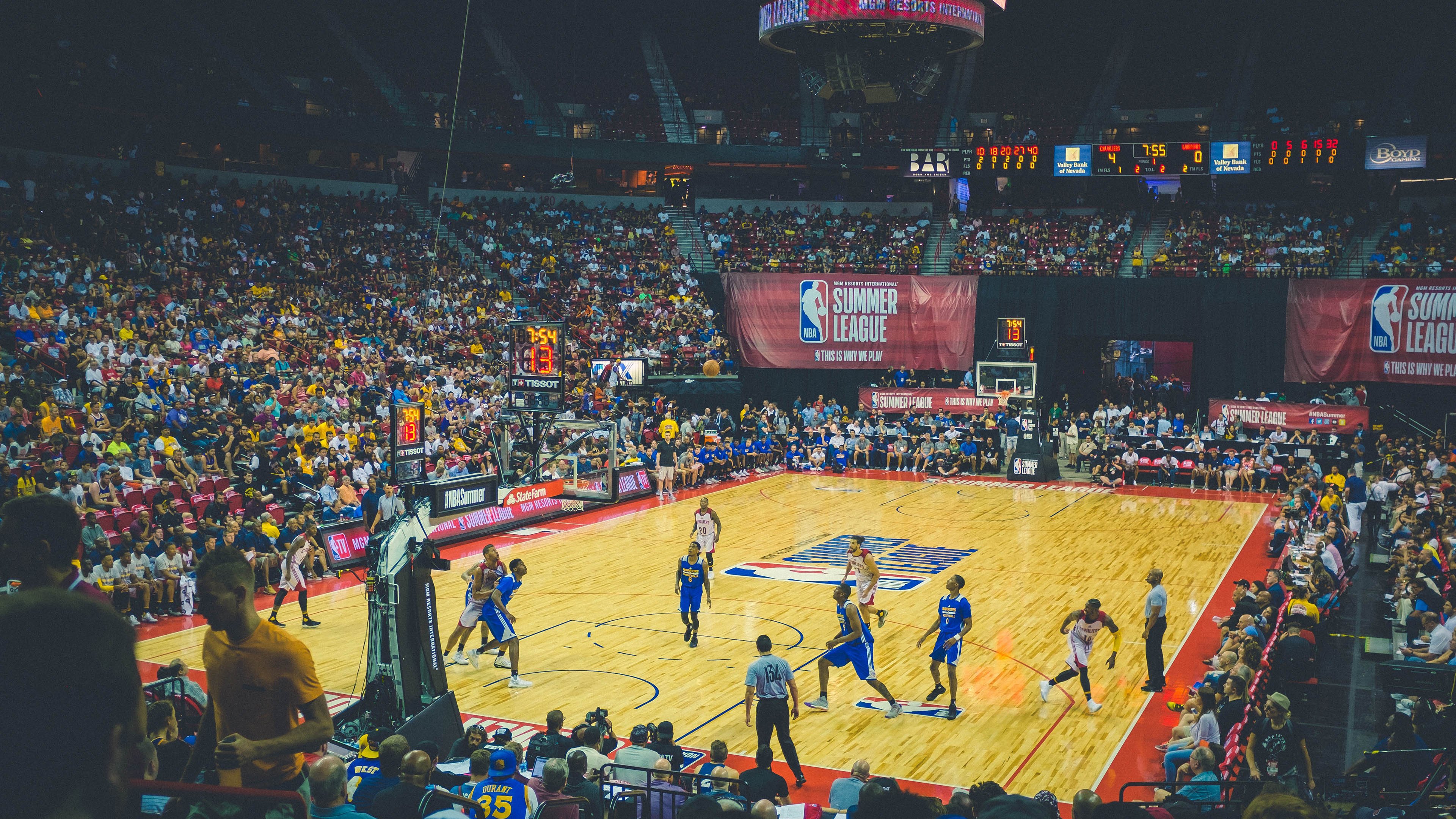 冰火淬炼，独行侠爆冷奇才背后的季后赛密码