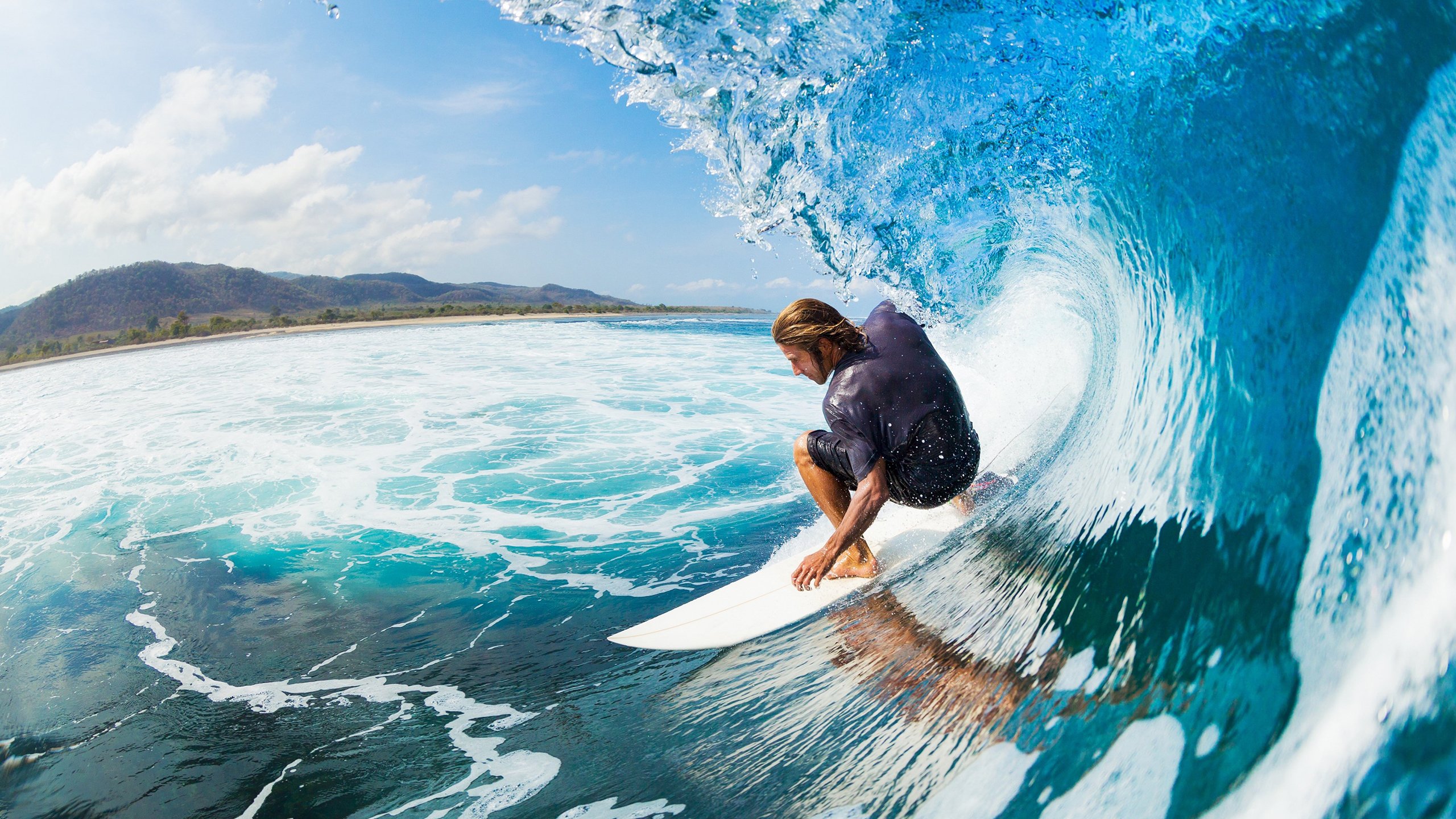 南美奇迹与欧洲之夜的碰撞，厄瓜多尔速胜AC米兰背后的格纳布里生涯巅峰