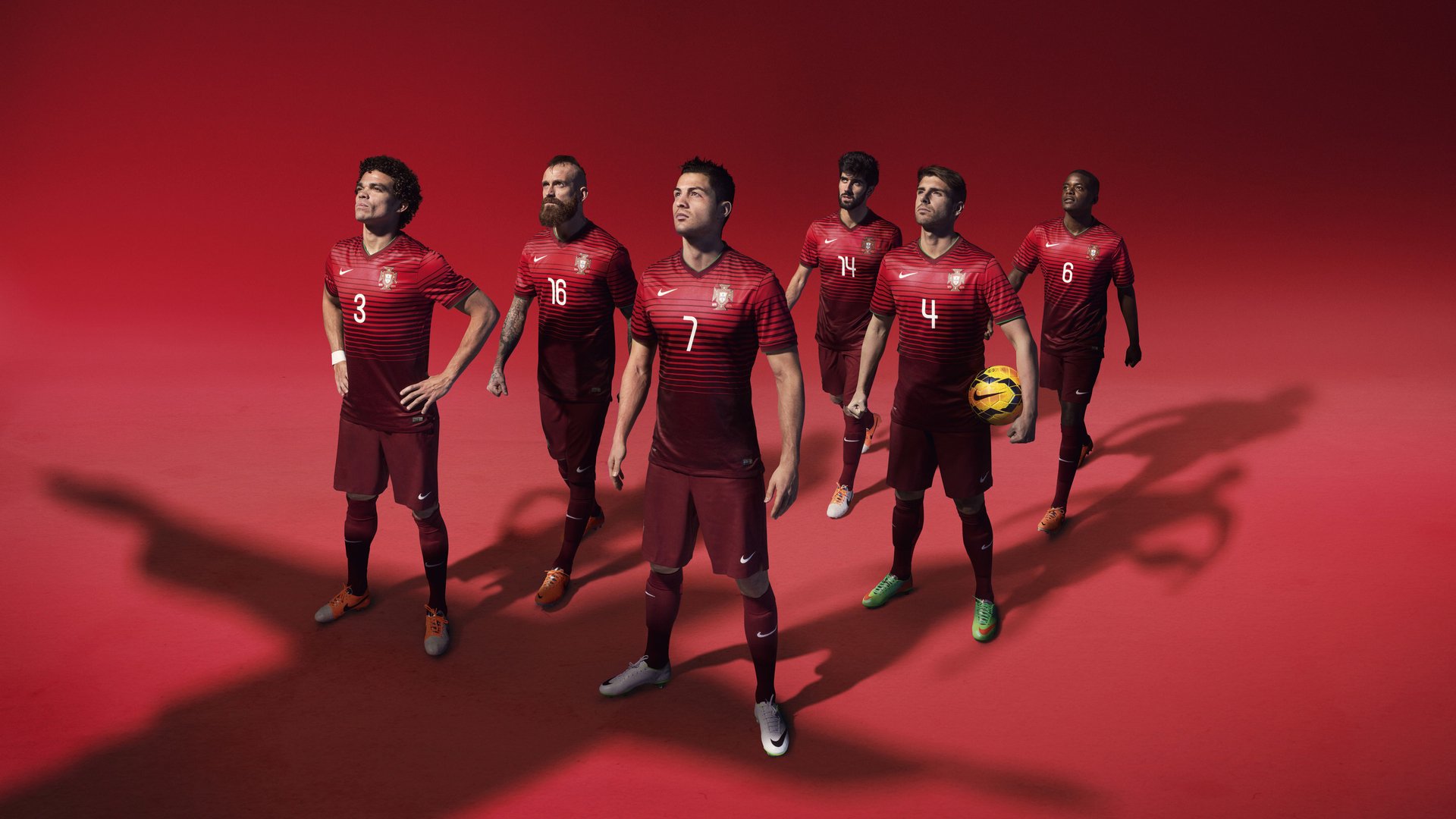 年度焦点之战之夜，巴斯托尼压力下完成爆发